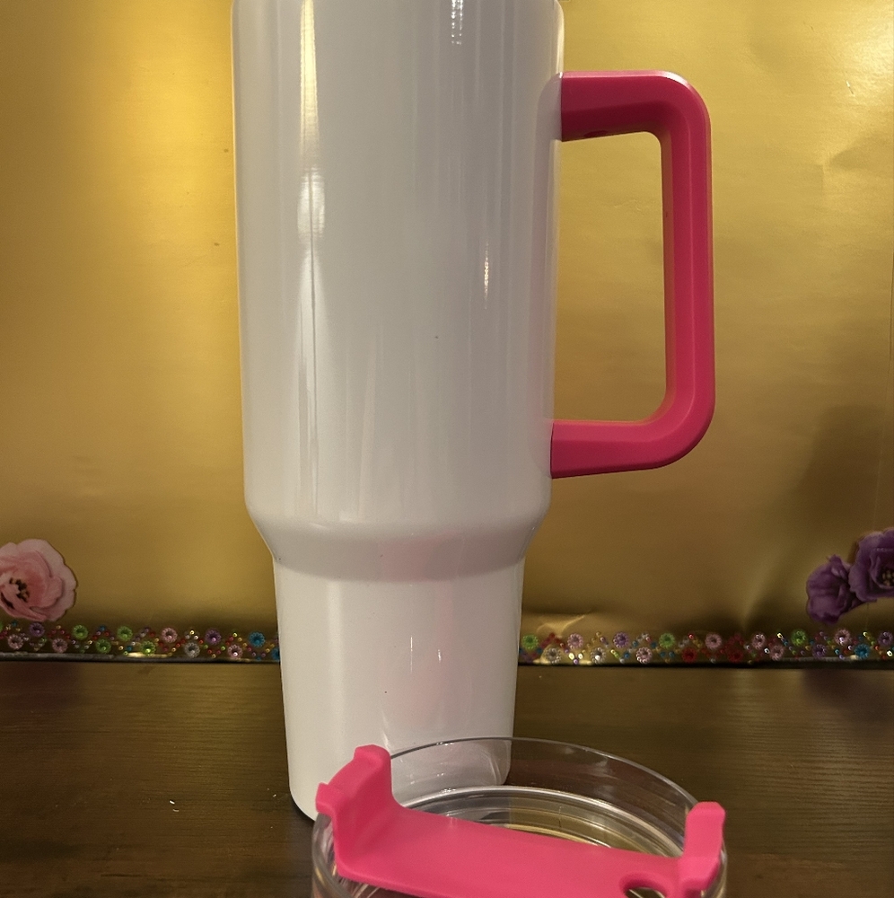 Handcrafted customizable 40oz Tumbler with Handle